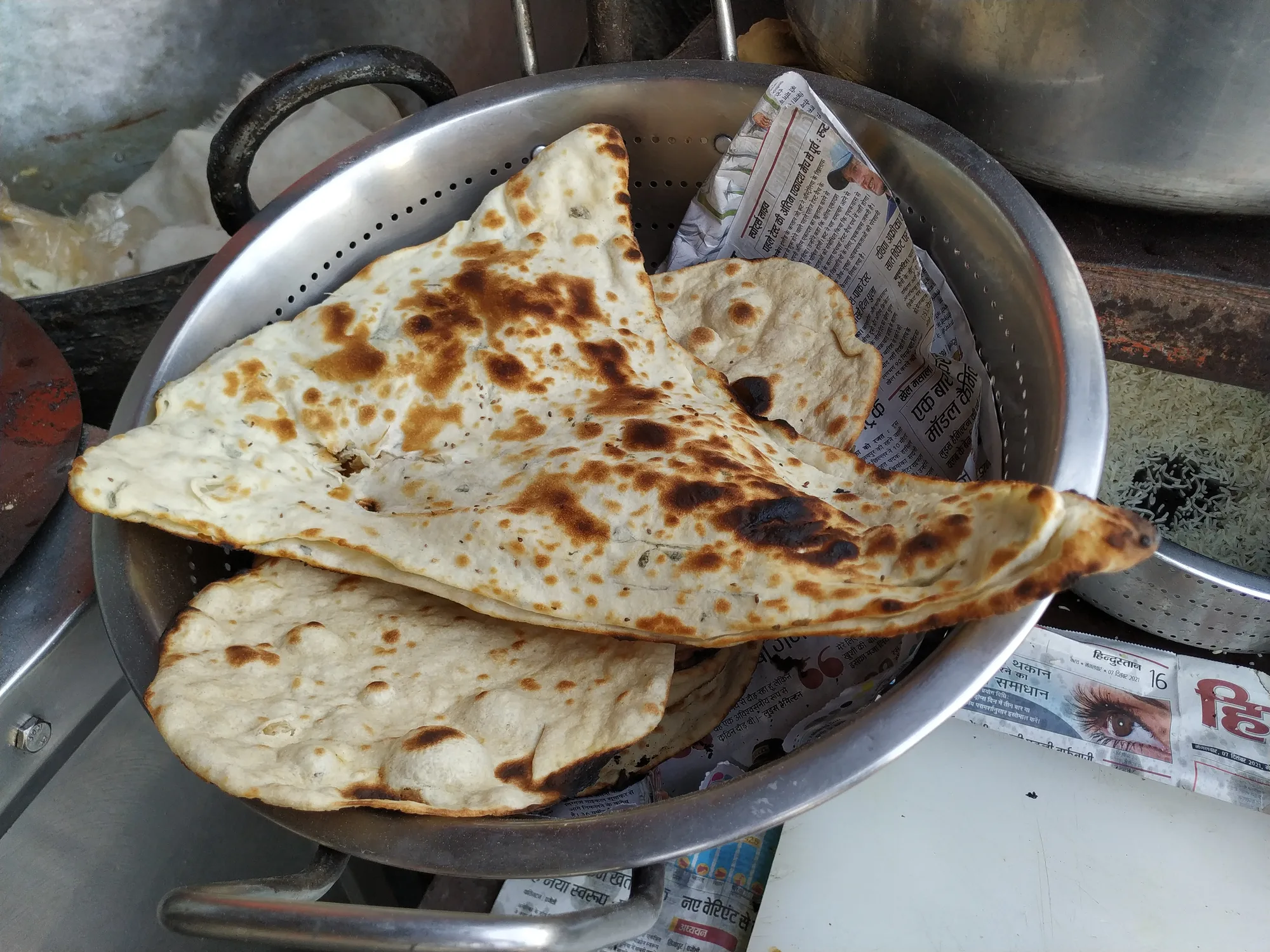 نان پختهشده در تنور در میروت